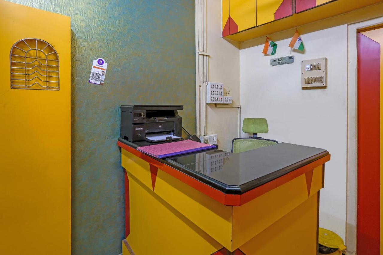 Terminus Hotel Bandra Мумбай Екстериор снимка